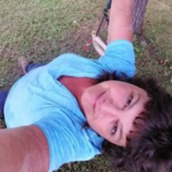 Meet your Posher, Brenda - Picture 2 of 6